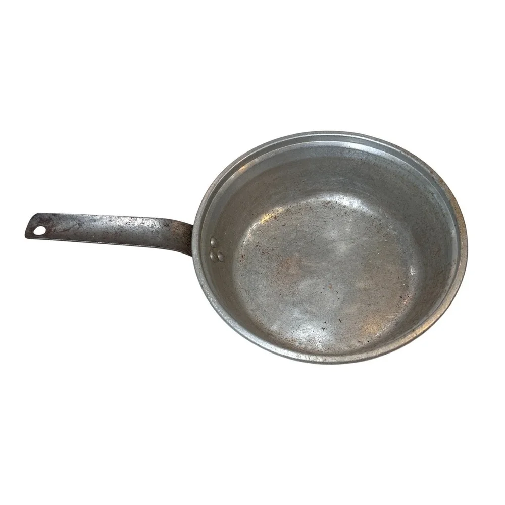 Lot Of Vintage Aluminum Kitchen Tools Utensils Kitchenware Pot Reseller Lot